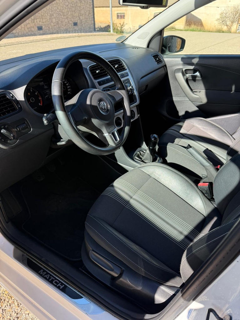 WhatsApp Image 2025-11-26 at 18.13.09 (3).jpeg